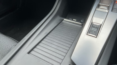 Peugeot 308 1.2 Hybrid 136 Allure 5dr e-DSC6 Petrol Hatchback